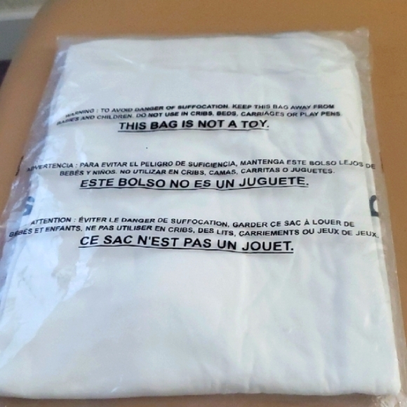 Queer Eye White 'Choose Kindness' T-Shirt - Picture 6 of 6